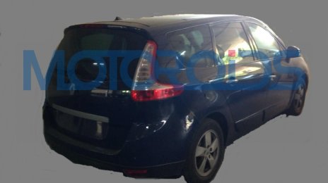 Renault Grand Scenic MPV spotted in India, again - Spied