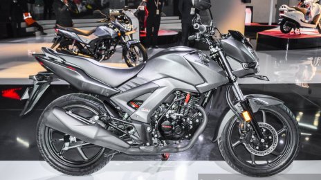 Honda CB Unicorn 160 in Matte Grey - Auto Expo 2016