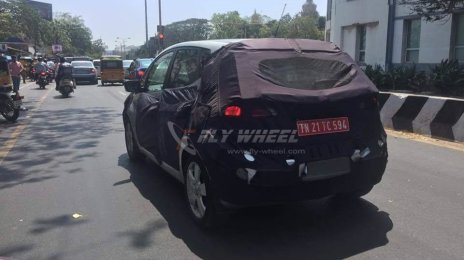 Hyundai ix20 caught testing in Chennai - Spied