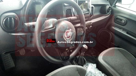 Fiat Mobi interior spied yet again