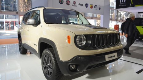 Jeep Renegade Desert Hawk, 2017 Jeep Grand Cherokee - Bologna Motor Show Live