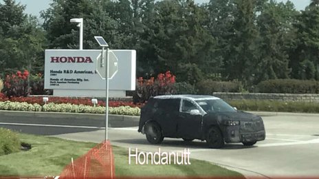 2019 Acura RDX spied outside the Honda R&D centre in Ohio