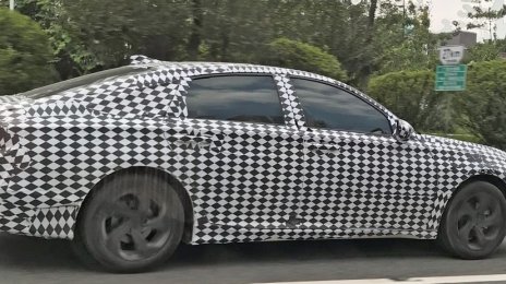 Tenth-gen 2018 Honda Accord spied testing in China