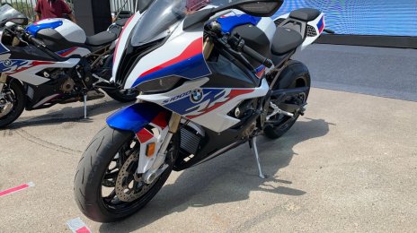 2019 BMW S1000RR launched in India, priced from INR 18.50 lakh