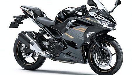 2020 Kawasaki Ninja 250 launched in Japan, priced at JPY 6,42,600