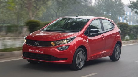 Tata Altroz Petrol Commands Twice The Waiting Period Of Diesel Variants