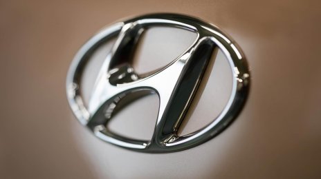 Hyundai Diverts Ships as Closed Strait of Hormuz Disrupts Trade