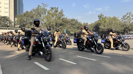 Pune Police Inducts 100 Bajaj Dominar 400 Motorcycles for Rapid Response Duties