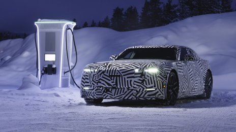 Jaguar’s 1,000+ PS Electric Four-Door GT Takes on Arctic Winter Testing