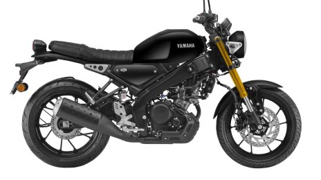 Yamaha XSR155 Goes Stealth with New Metallic Black Shade