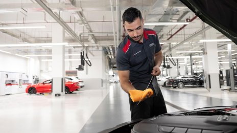Why Choose Audi Authorised Service Centres for Your Audi's Care
