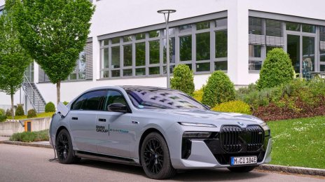 BMW Begins Road Testing of Solid State Battery in i7