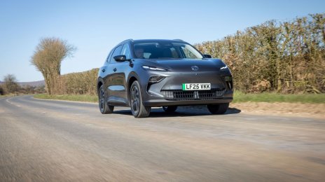 MG Offers £1500 EV Grant to Boost UK Electric Car Adoption