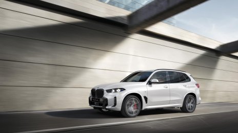 BMW X5 New Variants Launched in India with Petrol and Diesel Options