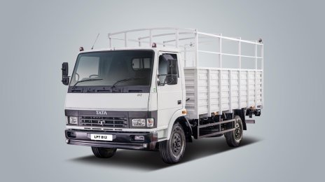 Tata Motors Launches LPT 812, India’s First 4-Tyre Truck with 5-Tonne Payload
