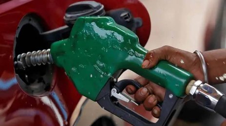 Upgrading to an EV? Here’s How to Sell Your Old Petrol Car Smartly