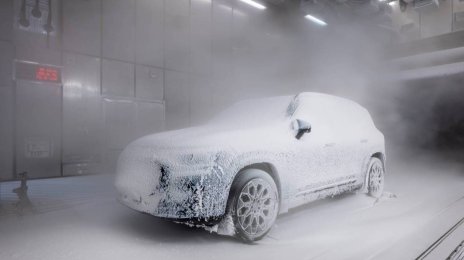 Mercedes-Benz Prepares All-New GLB for Debut with Extreme Cold-Weather Testing