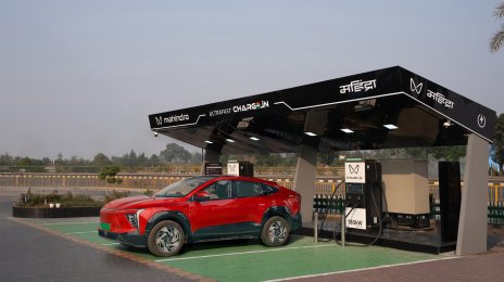 Mahindra to Set Up 250 Ultrafast EV Charging Stations by 2027