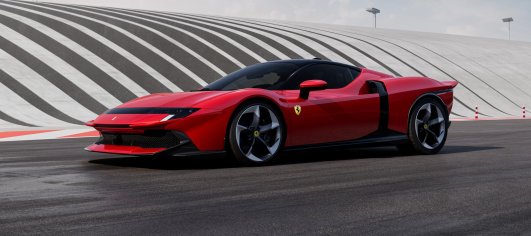 Ferrari 849 Testarossa Debuts in the Middle East at Casa Ferrari Abu Dhabi