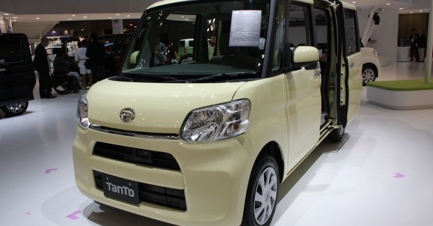 Daihatsu tanto 2013