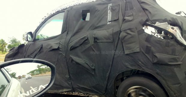 Mahindra S101 compact SUV spied on test
