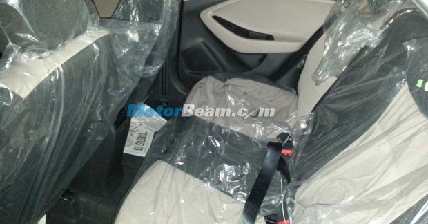 Hyundai Elite i20's rear seat, boot snapped