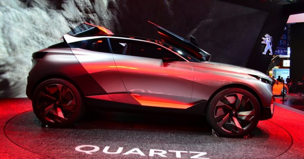 Peugeot Quartz SUV concept - Paris Live