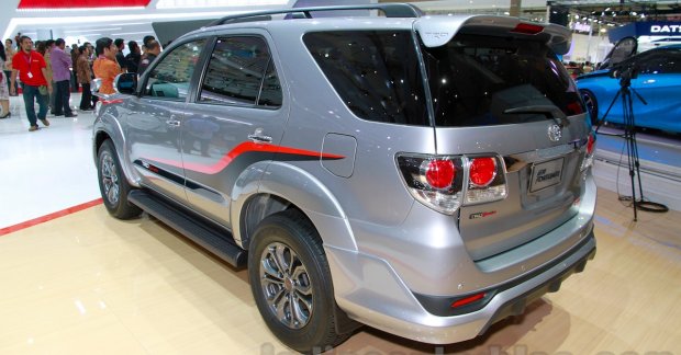 Toyota Fortuner TRD, Fortuner 4X4 special at IIMS 2014