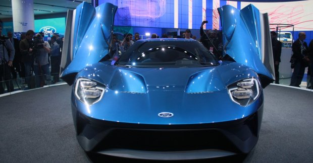 New Ford GT at the 2015 Detroit Auto Show