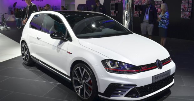 VW Golf GTI Clubsport – 2015 Frankfurt Motor Show Live