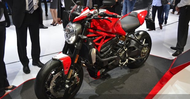 2016 Ducati Monster 1200R unveiled at VW Group night - Live