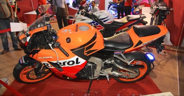 Honda Cbr 600rr Repsol Honda Xr 150l 2015 Nada Live
