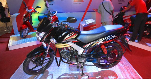 Mahindra Centuro Disc Brake, Centuro Rockstar - Nepal Live