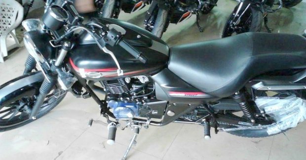 Next gen 2016 Bajaj Avenger spotted for the first time - Spied