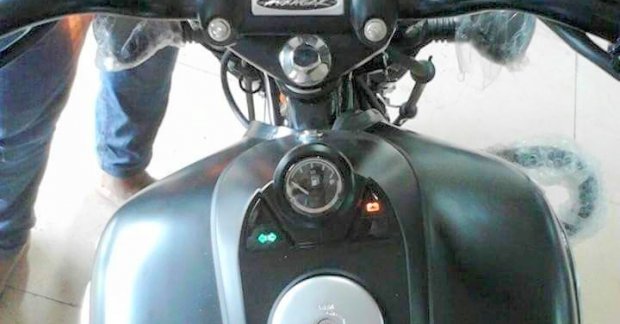 bajaj avenger front indicator