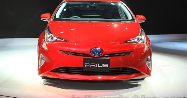 2016 Toyota Prius, Toyota C-HR Concept – 2015 Tokyo Live