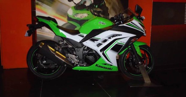 Kawasaki Ninja 300 gets the 30th Anniversary Edition livery