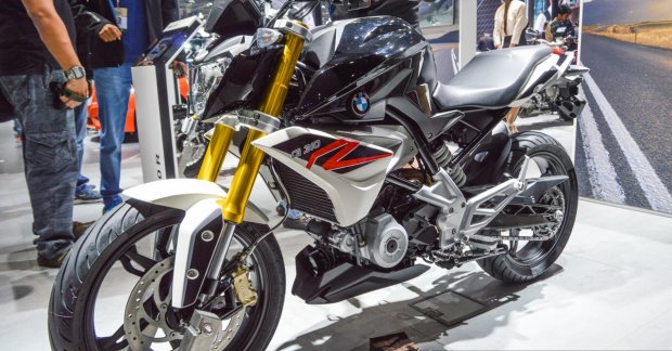 BMW G310R - Auto Expo 2016 Live