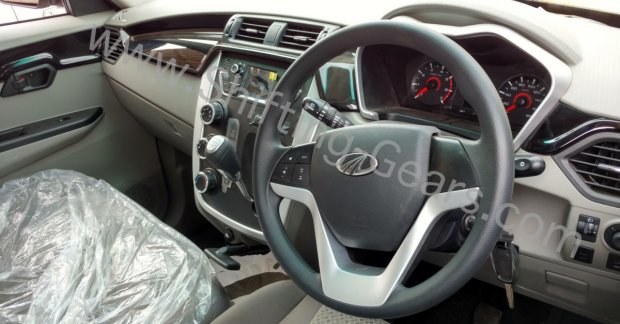 Mahindra KUV100 K4 (mid-variant) spied inside-out [22 Pics]