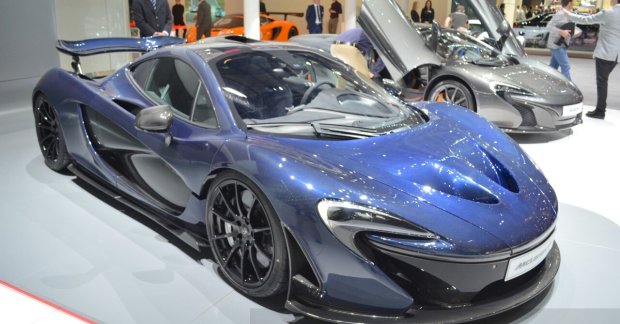 McLaren P1 & McLaren 675LT Spider from MSO - Geneva Live