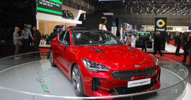 Kia Stinger - 2017 Geneva Motor Show Live