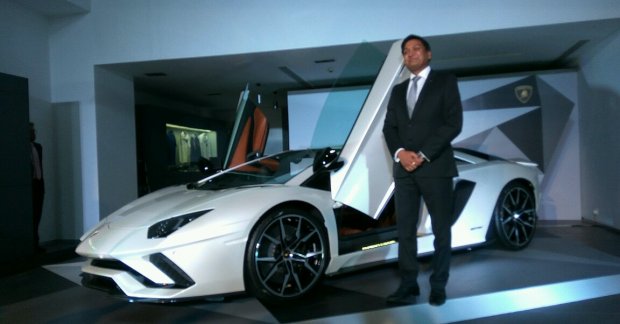 Lamborghini Aventador S launched at INR 5.01 Crores