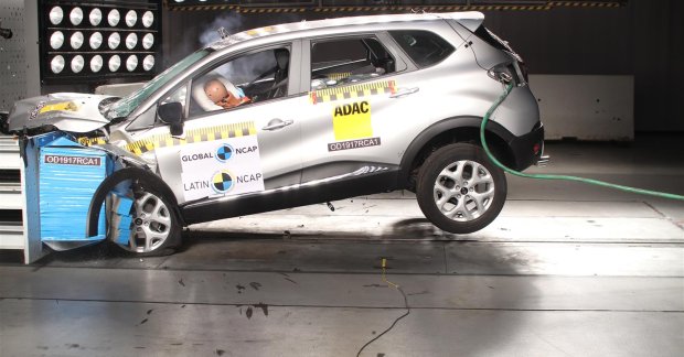 Renault captur crash test