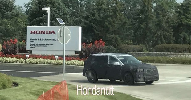 2019 Acura RDX spied outside the Honda R&D centre in Ohio