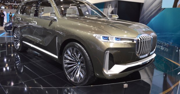 BMW Concept X7 iPerformance showcased at the 2017 Dubai 