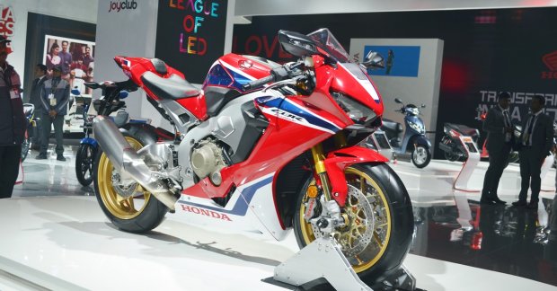 New Honda Cbr1000rr Facelift To Feature Winglets And V Tec