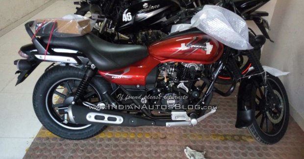 IAB reader spots 2018 Bajaj Avenger 180 Street at a dealership