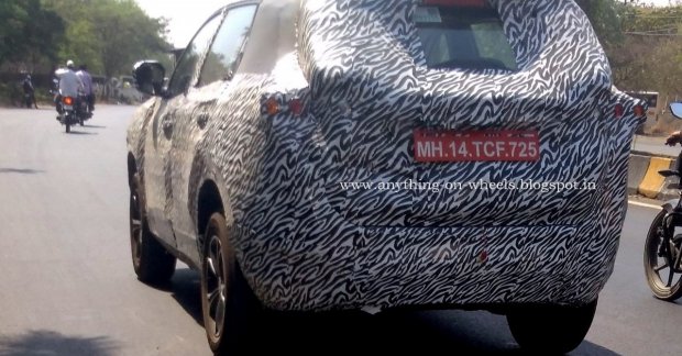 Purported Tata H7X (7-seat Tata H5X) test mule spotted [video]