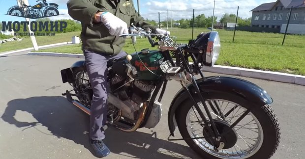 Royal Enfield Model KX 1,140 cc vintage bike [Video]