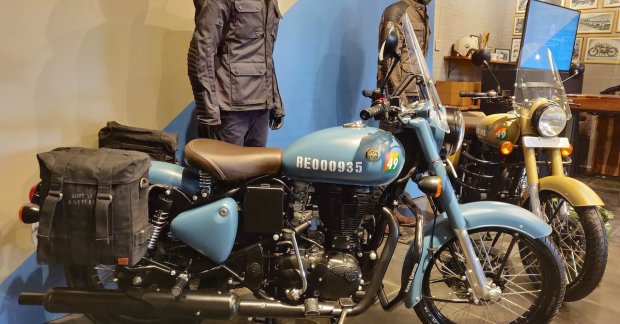 Royal enfield classic 350 store airborne blue price